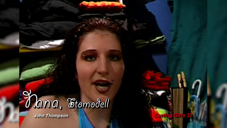 CASTING GIRLS want to FUCK: Ggg John Thompson 从后面炫耀新的选角荡妇。