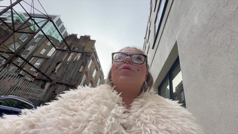 Cumwalkoffame: Sandie Candy Cumwalk