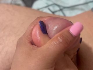 Latina malas nail house: Purple toes from a different angle