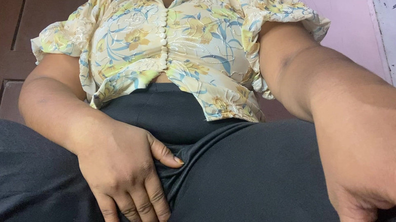 Angoori: Když jsem nemohla najít penis, udělala jsem to prstem