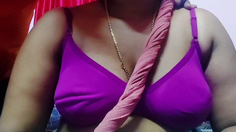 Desi Mohini: Desi Indisch dorp Bhabhi Mohini geheime seks