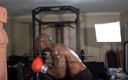 Hallelujah Johnson: Gli esercizi di resistenza di allenamento di boxe devono Inizialmente...