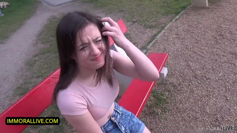 All Group Sex: Nejlepší kamarádi šukají 18letou anální závislost - roztahování teenagerky chtějí jen šukání zadku, POV...