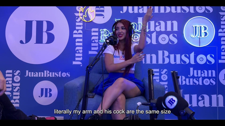 JuanBustos: Jessica Sodi ejaculează în timp ce își spune fanteziile pe o mașină...