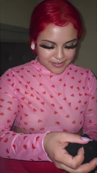 Šťastná dívka Candy Got Cake dává nejlepší nedbalé kouření v krku