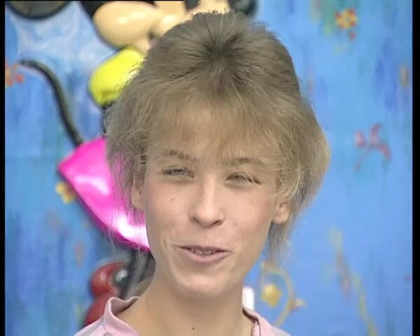 YOUR FIRST PORN: Sehr Behaarte Muschi Und Achseln Bei Nico - Figa e ascelle...