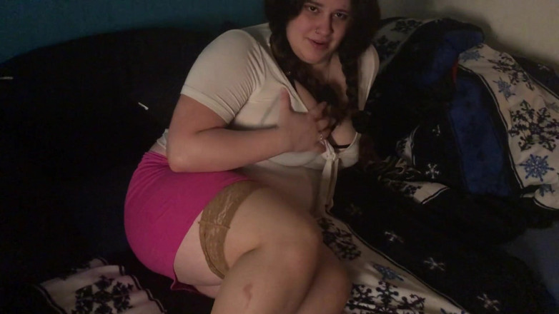 AmateurBBW: Curva din nailon vrea să fie futută