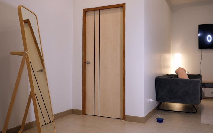 Vanilla studio: Nhập vai câu lạc bộ và thoát y. Phong tục