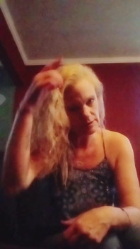 Landlord Gives Tenant Cock Rating