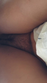 Desi Bhabhi zdradza męża ze swoim kochankiem w dżungli