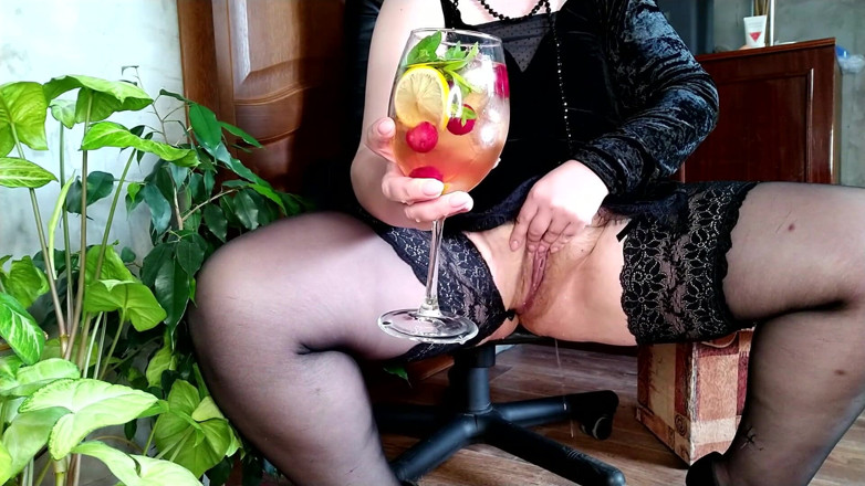OurFetishLife: Russische MILF und ihr natürlicher schwanz