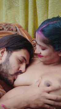 Desi Girl Bunks for Having Hardcore Sex with Her Boyfriend ( Hindi Audio )