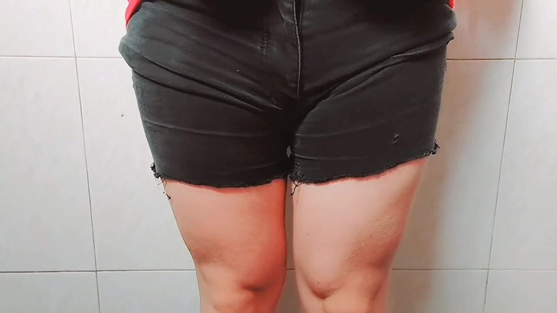 Kitty_Cross: Stares sexy și gemete timide