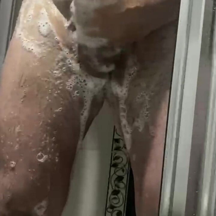 Hakanbeyzade: 1-) Turkish Bathroom Shower and Big Ejaculation.foot:)