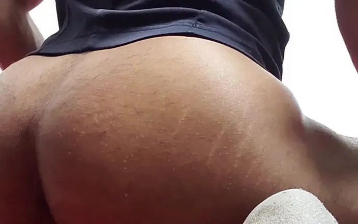 trebol_Jess: Venezuelan Masturbates