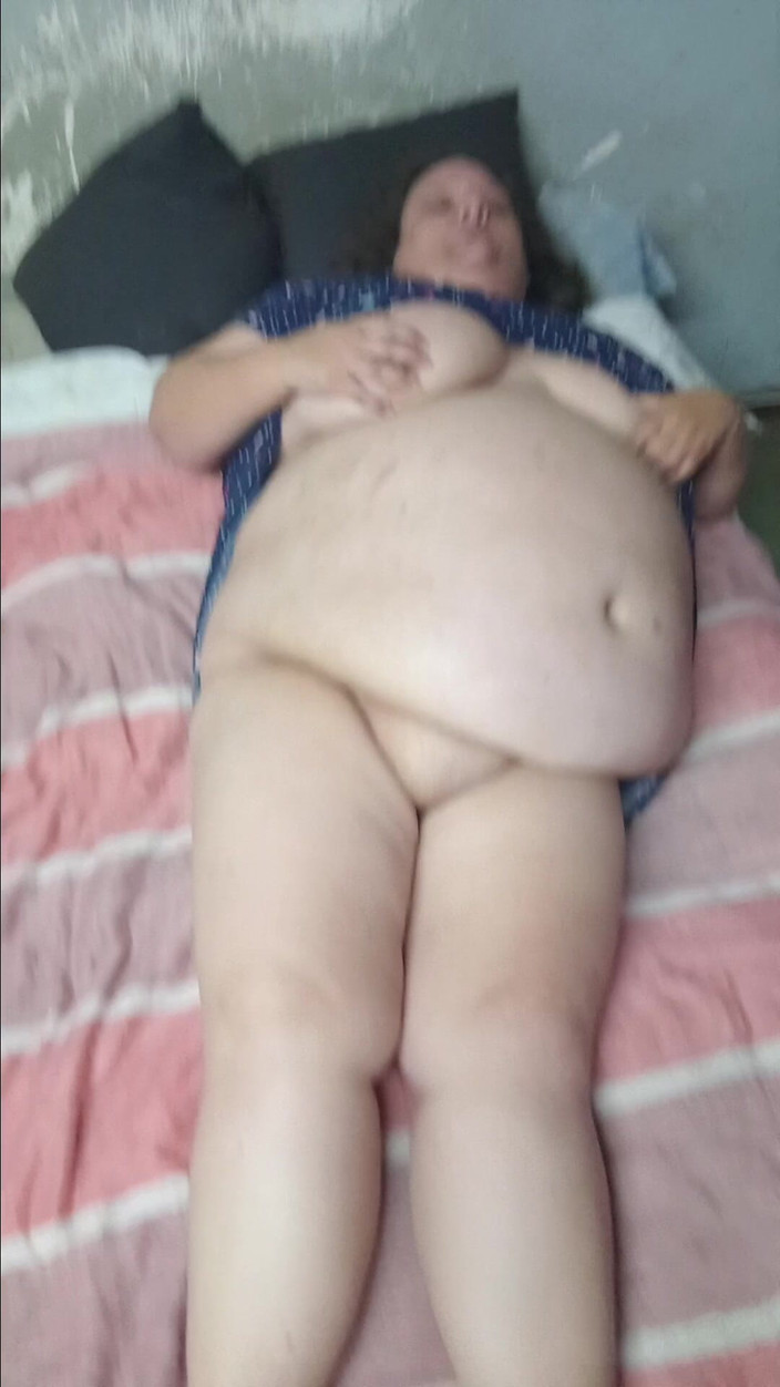 Footfetish productions: Stacy Liếm Chân &amp; Hôn, Sục Bằng Chân &amp; Được Xuất Tinh Vào...