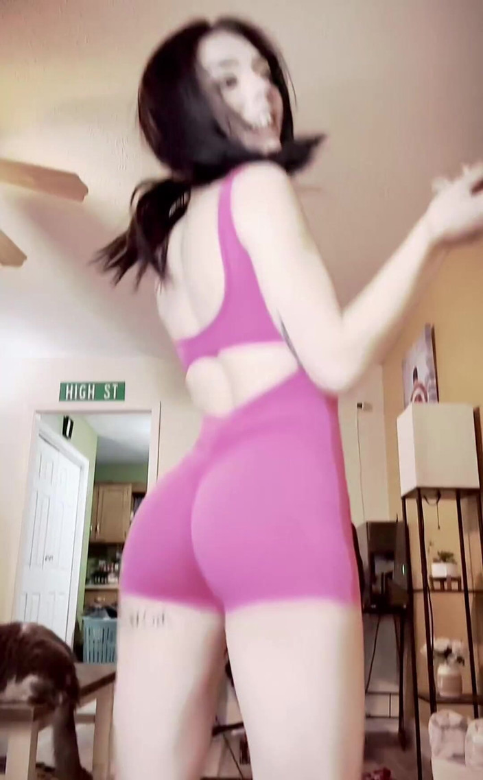 Kinkee Karma: Ti farà così duro quando mi vedrai allargare