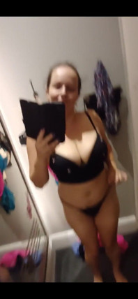 Another Quick Sneaky Try on Video. a Proper Video Will Definitely Be Coming. Look at My Cleavage!