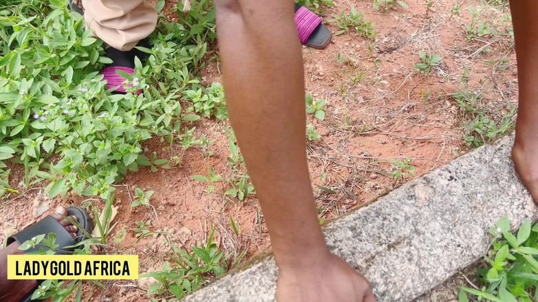 Ladywhite: Den Vackra Förlorade Prinsessan I Ett Nytt Område Men Hitta...