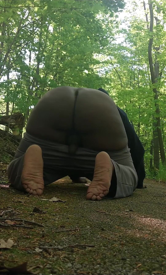 Risky Exposed Twerk and Cum (M0LESTABLE)
