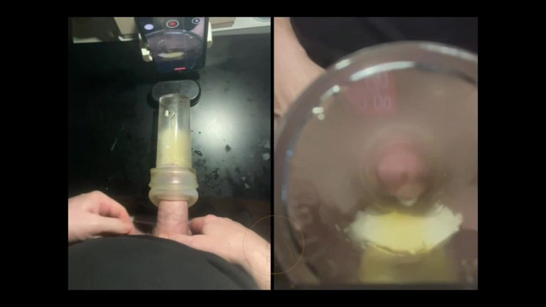 AmateurBoysPissing: Pișare într-un Fleshlight ajutat de un prieten CU VEDERE LA PERSOANA 1