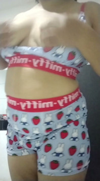 Sexy Filipina MILF, Playing in Her Miffy Bra & Panties