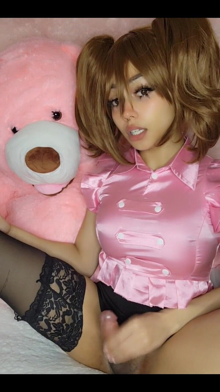 Ts Mirage: Muat naik penuh pakaian seragam Elizabeth yang kotor Diane