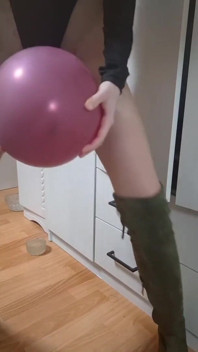 Balloons Mistress Elza Kom's