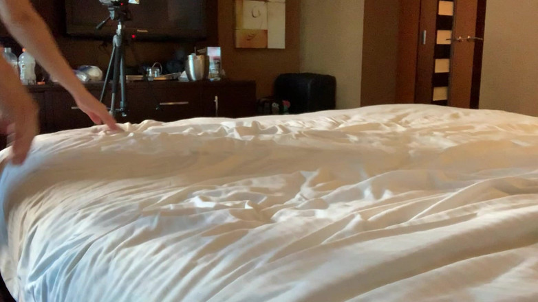 Sensual productions: 火辣黑发熟女让陌生人射在她的阴户里