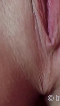 German Janine Likes to Masturbate