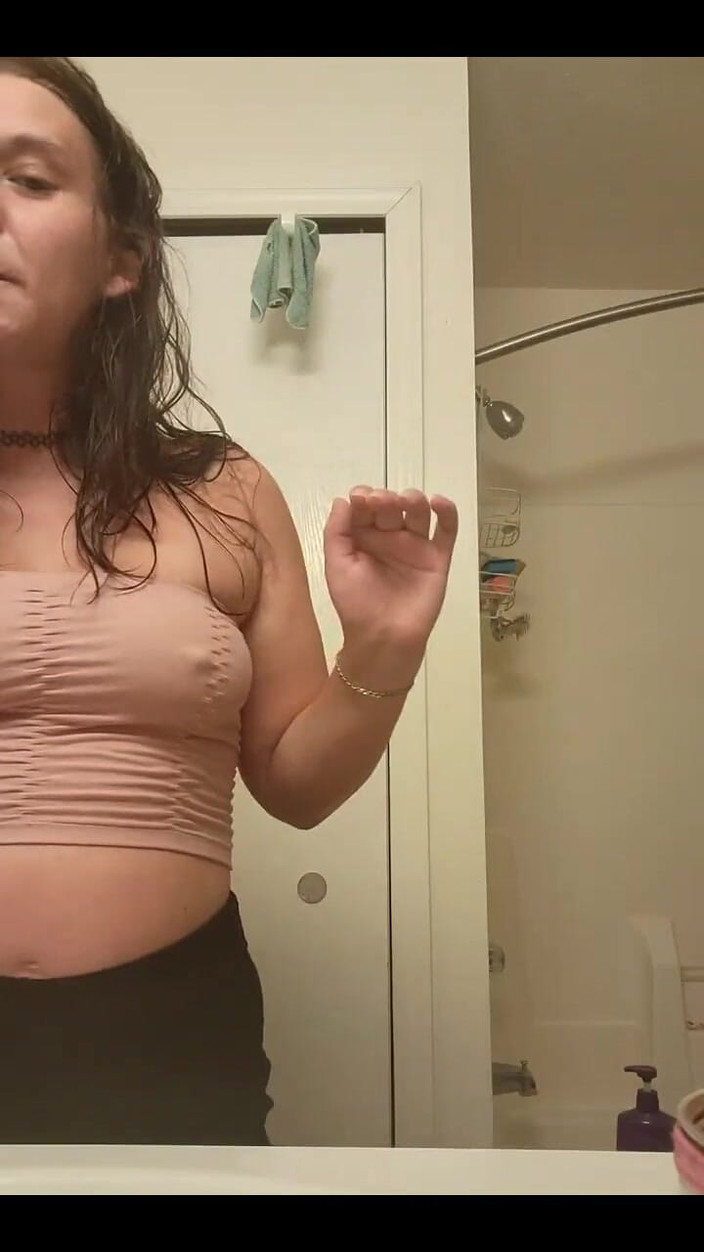 Alli Anderson: 3892168816.mp4