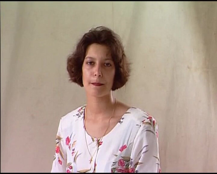 Deutsche Frauen: Amateur babe uit Duitsland toont haar grote tieten op casting