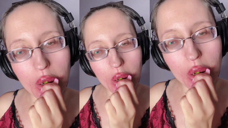 FinDom Goaldigger: Asmr Paprika Pepř Jíst - Asmr, Brýle, Gianess, Rtěnka, Velké Rty, Ústa,...