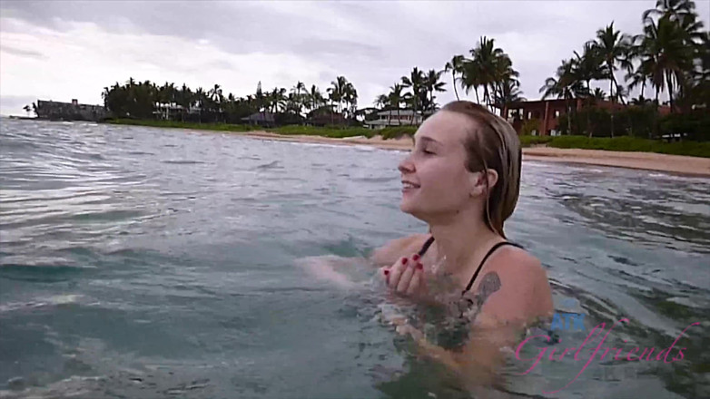 ATK Fans (Girlfriends): Percutian maya di Hawaii dengan Peyton Coast bahagian 1