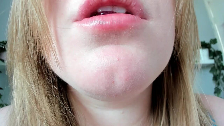 Julie_Bliss: Julie Bliss - Riesin 101