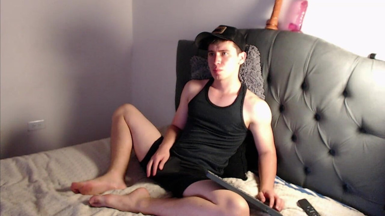 Icyhot707: Mă Joc Cu Un Dildo În Privat Și Slatodelicioso