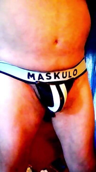 Bear jerks på webbkamera med Maskulo Jock på