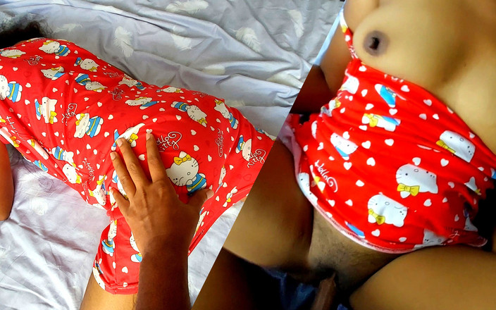 sexybrownis: Echte neukpartij met mijn schattige zwarte stiefzus terwijl ze een...