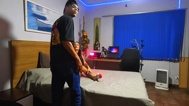 NatzinhaMorena: Přestávka na večeři: chtěla si sednout na můj penis před...