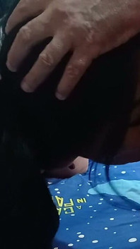 Asiatică matură este futută în cur și este acoperită de spermă