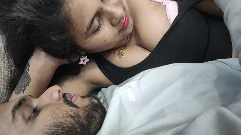 Vaigavarun45: Jour avant le mariage, une mariée infidèle se fait baiser...