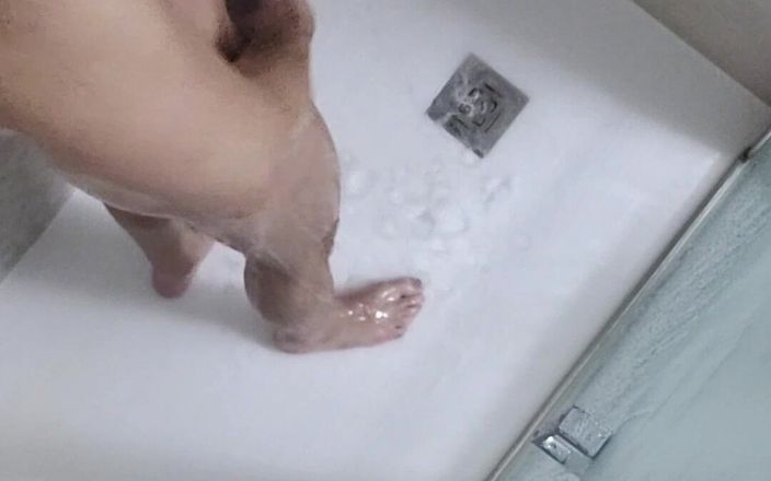 Lexx Xantos: L’heure de la douche 1