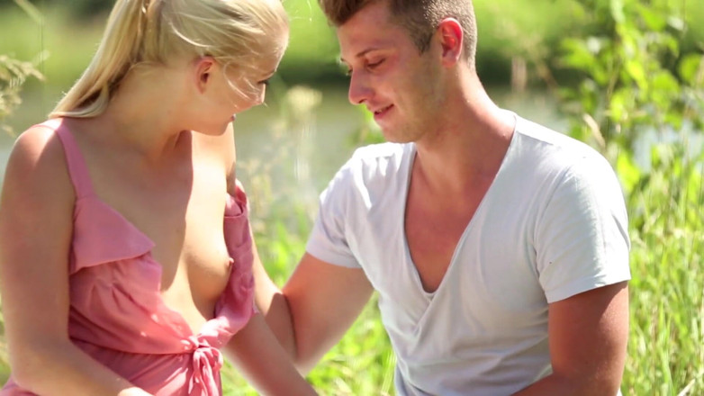 Desire Media: Cayla Lions &amp; Nick Larsen - a horny picknick