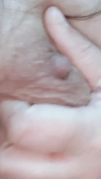 수줍은 소녀