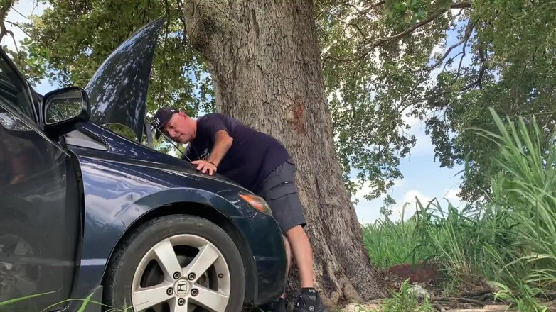 thundass: Smelling and Licking the Mechanic's Ass to Pay for the...
