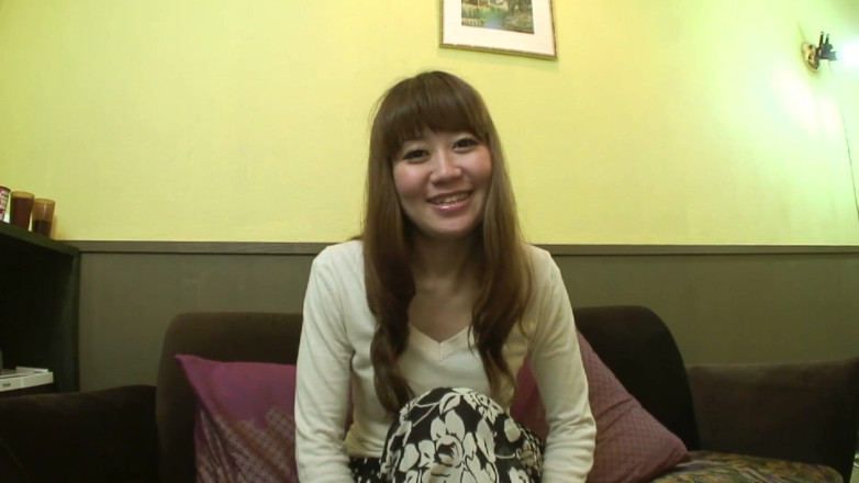 Asian Mature Climax: La ragazza asiatica con la figa pelosa si screpa dalle...