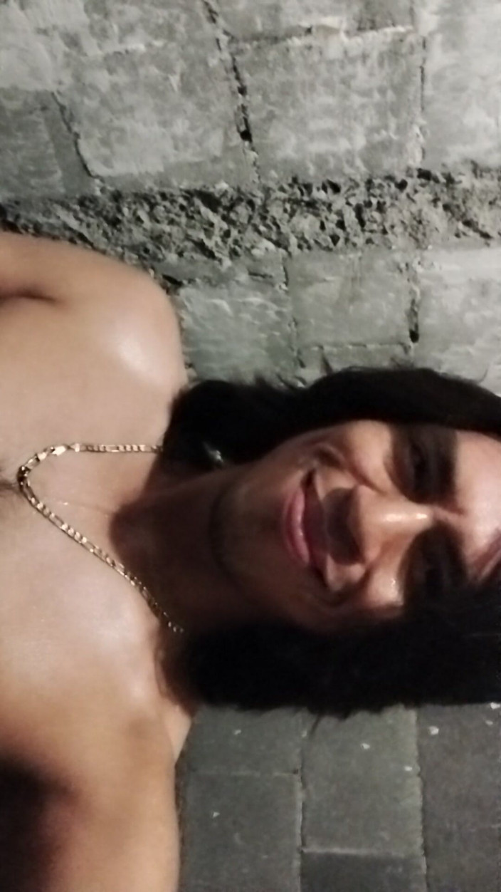 AlexAlejandro13: Mon plus grand désir est d’avoir beaucoup de vidéos hot