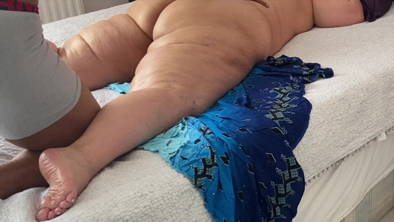 Daddykane: Fru Zina Gabon Låter BBC Älskare Massera Henne Och Kuka Henne...