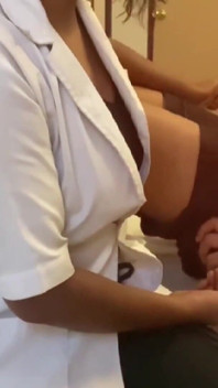 Médico e paciente sexo vídeo real médico grande rabo foda por paciente