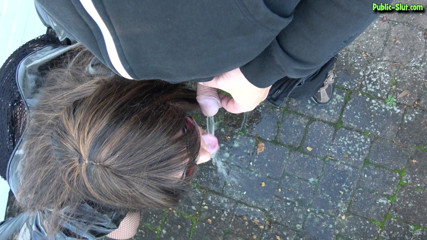 Piss Drinking Wife: Natursektparty mit sechs typen